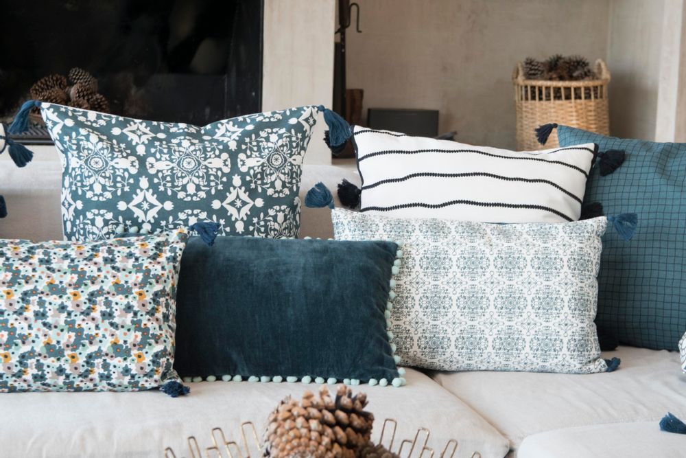 Cushions - Velvet pillows - FEBRONIE