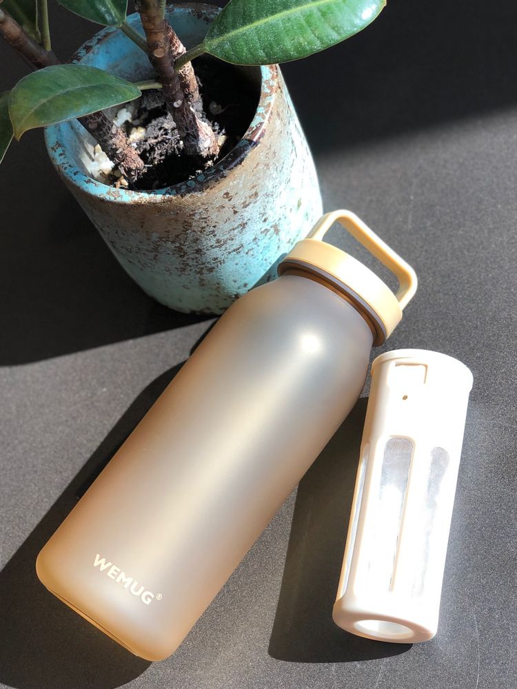 Tea and coffee accessories - Milk Bottle F620 BPA Free material Tritan with handle - WEMUG