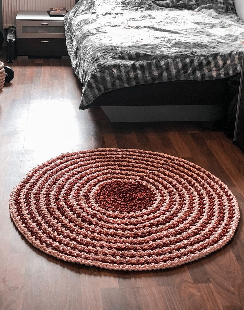 Other caperts - Dublin two-tone crochet mat - MAISON ZOE