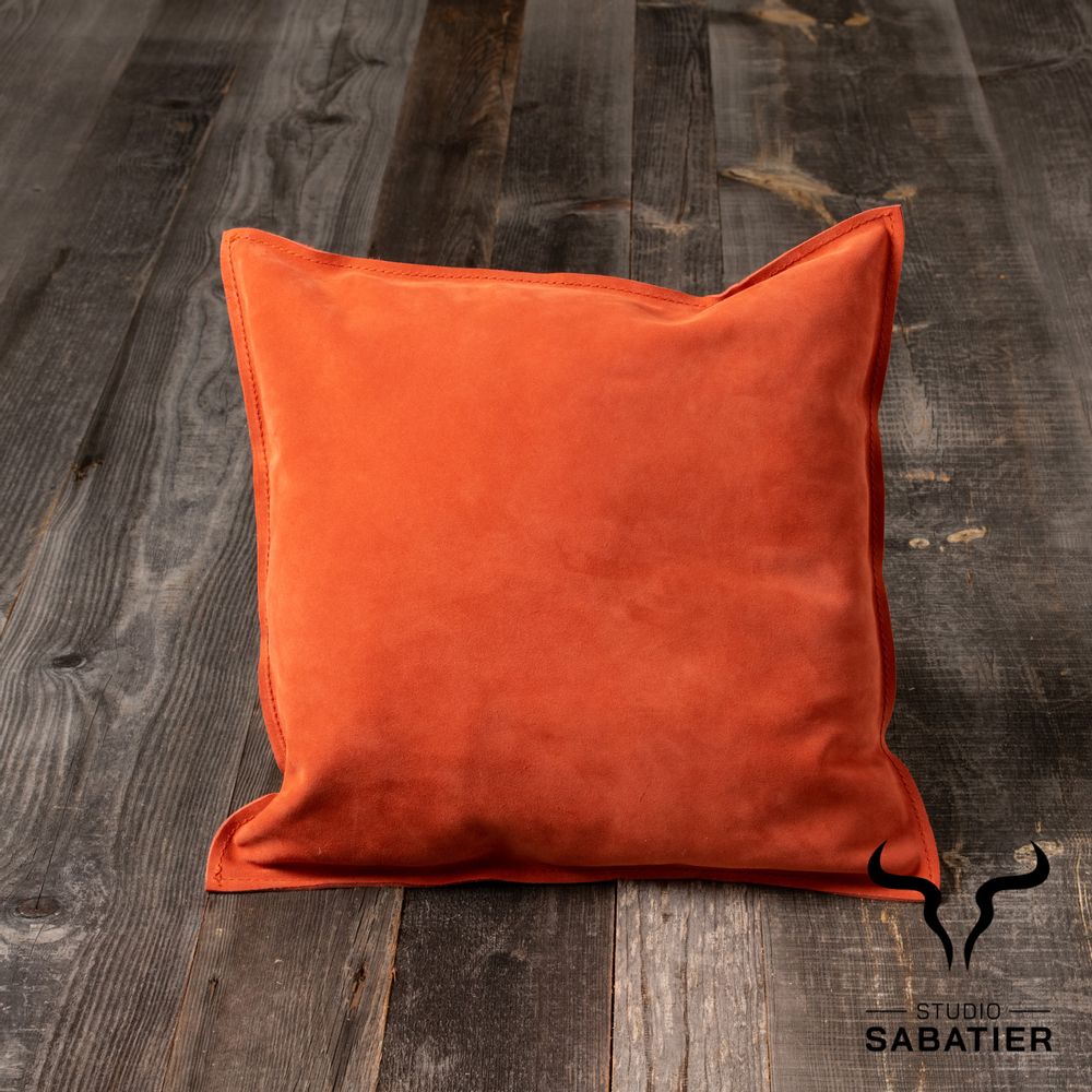 Coussins textile - Coussin cuir suédé double face. - MAISON YAK