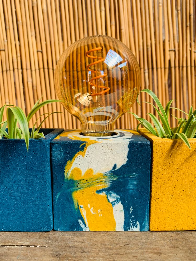 Objets de décoration - Lampe à poser | Lampe Béton | Cube | Marbré jaune et bleu pétrole - JUNNY