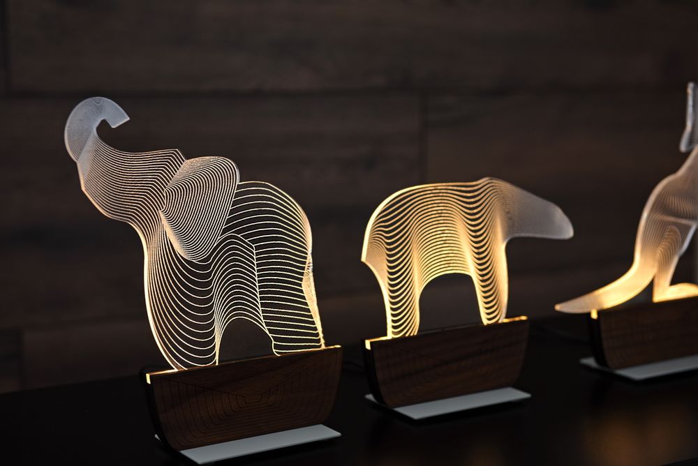 Table lamps - "Save an Elephant" table lamp - ZINTEH LIGHTING