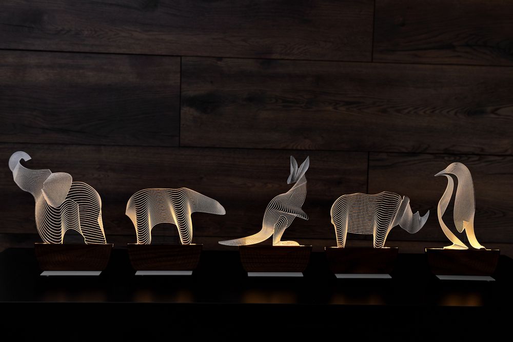 Lampes de table - "Save a Penguin" lampe de table - ZINTEH LIGHTING