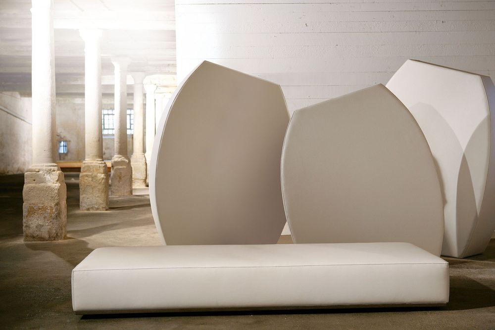 Vases - Vases recouverts de cuir - VG - VGNEWTREND