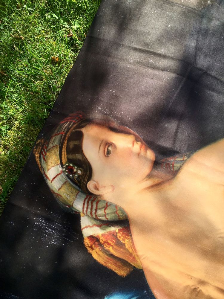 Gifts - Large velvet microfiber bath towel The Duchess of Valentinois - OLDREGIME