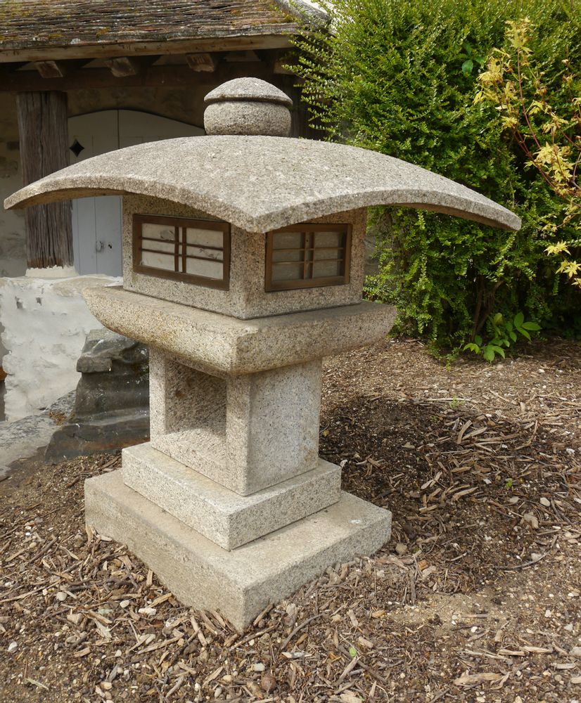 Accessoires de déco extérieure - LANTERNE DE JARDIN JAPONAIS - THIERRY GERBER