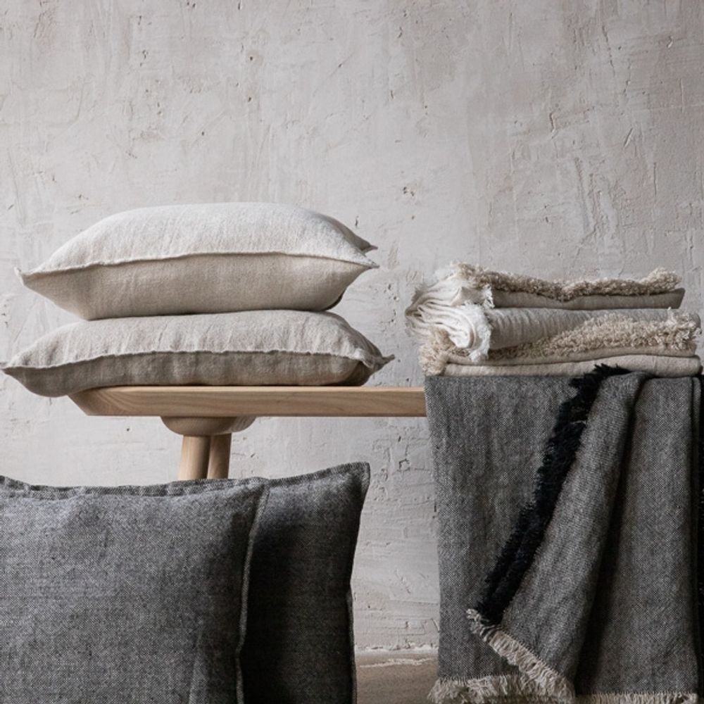 Throw blankets - Rustico Fringe Linen Throws - LINENME