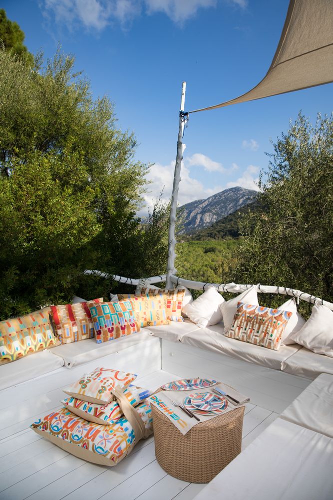 Homewear - Pyramid printed cushions collection with a belt - LE BOTTEGHE SU GOLOGONE