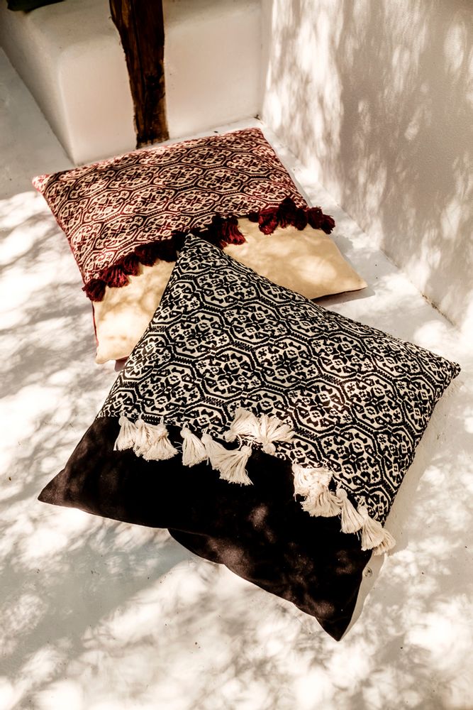 Comforters and pillows - Trama cushions collection - LE BOTTEGHE SU GOLOGONE