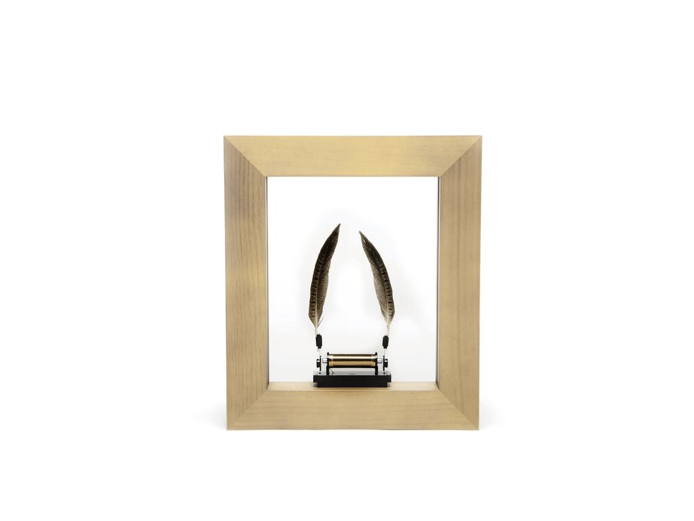 Objets design - Cadre Photo Slow Dance (Light Pine) - Light sculpture - WONDER MACHINES