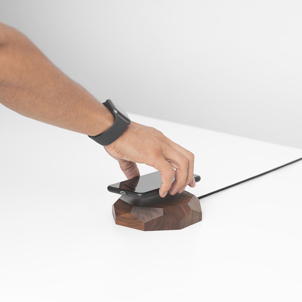 Office furniture and storage - QI Wooden Wireless charger - OAKYWOOD