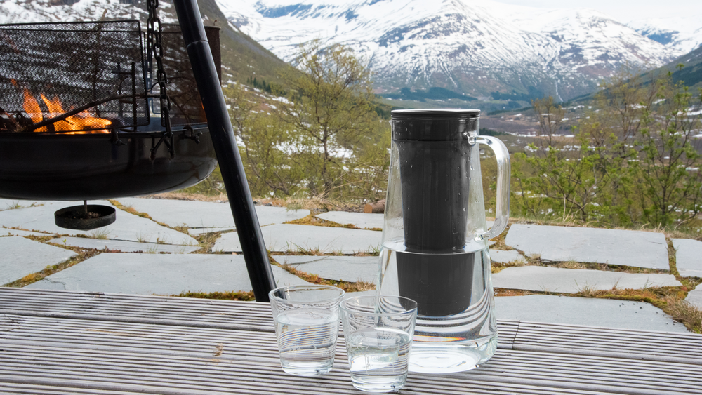 Carafes - Water Filter Jug 1.7 L, Gray - LIFESTRAW®