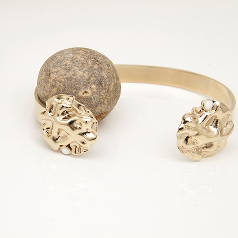 Bijoux - Collection WILD - LES FEMMES À BARBES