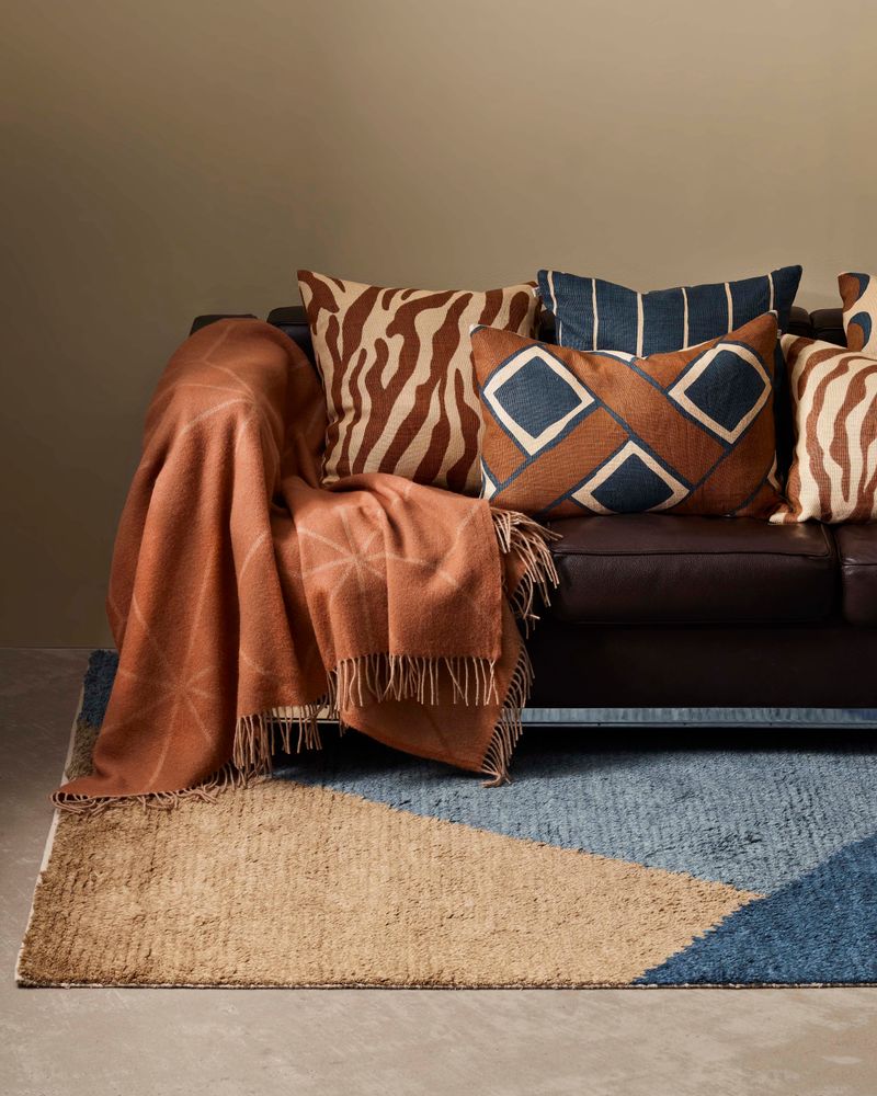 Fabric cushions - Linen Cushions - Bali - CHHATWAL & JONSSON
