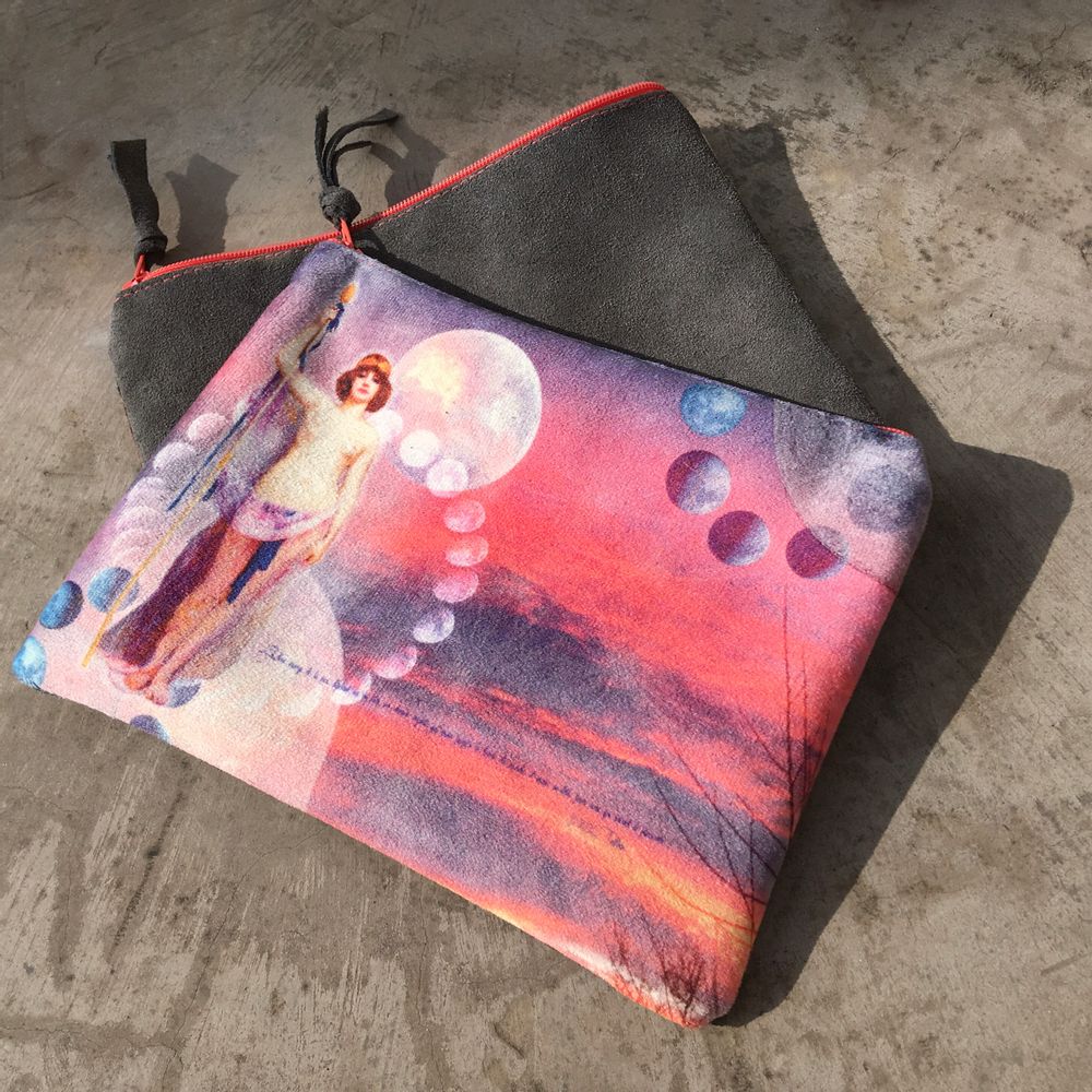 Clutches - MOON Lucky Pouch - EMILIE SAUZET - INSPIRATIONS