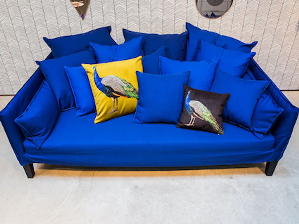 Fabric cushions - ROYAL PEACOCK Cushion 40*40 - ARTPILO