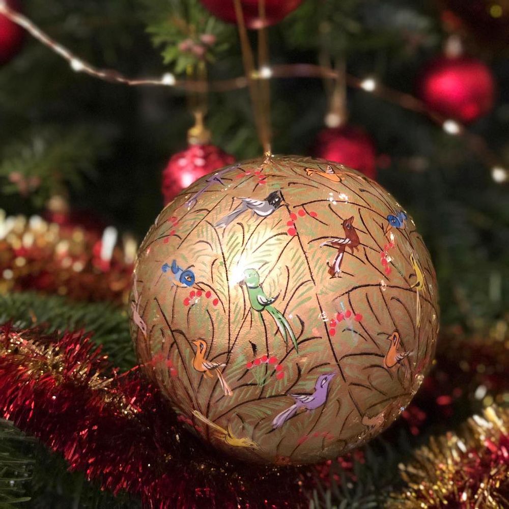 Guirlandes et boules de Noël - DÉCORATION DE NOËL EN PAPIER MÂCHÉ - FAIT À LA MAIN AVEC AMOUR ET SOIN - PECHAAN