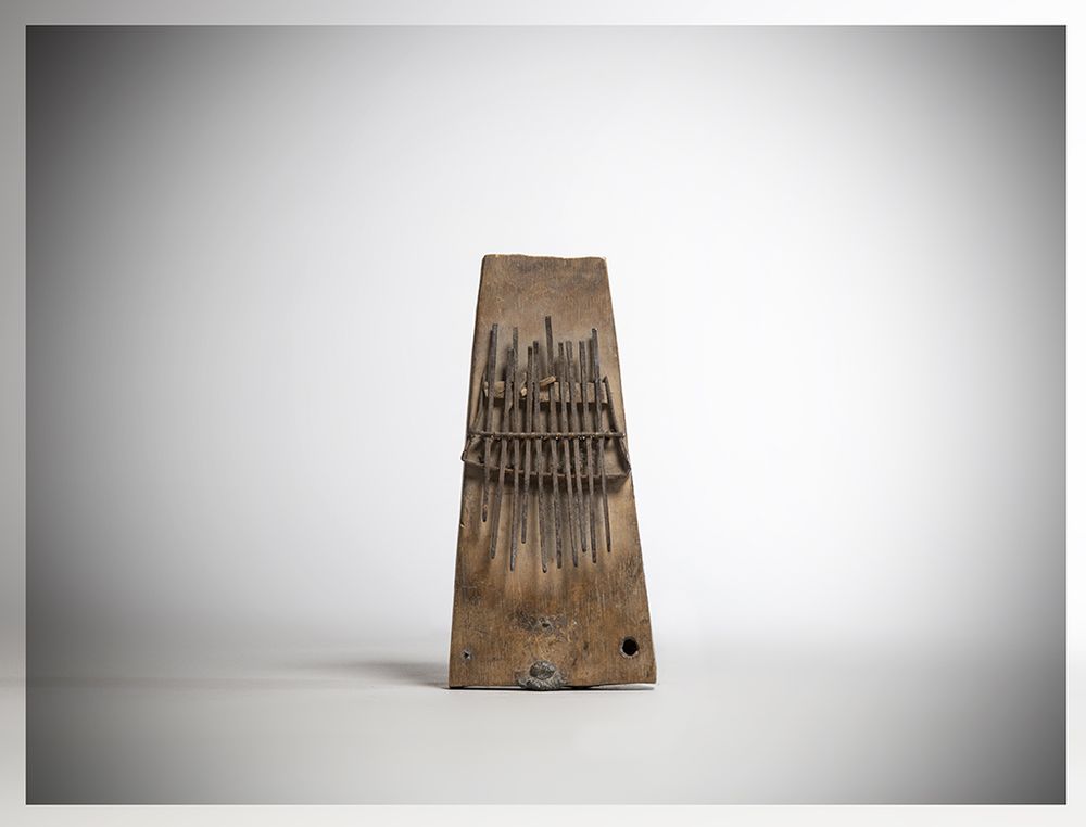 Sculptures, statuettes et miniatures - Sanza, Ambira, Likembé - KANEM
