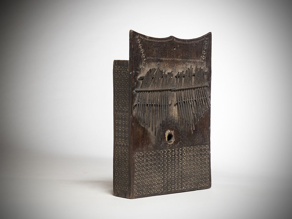 Sculptures, statuettes et miniatures - Sanza, Ambira, Likembé - KANEM