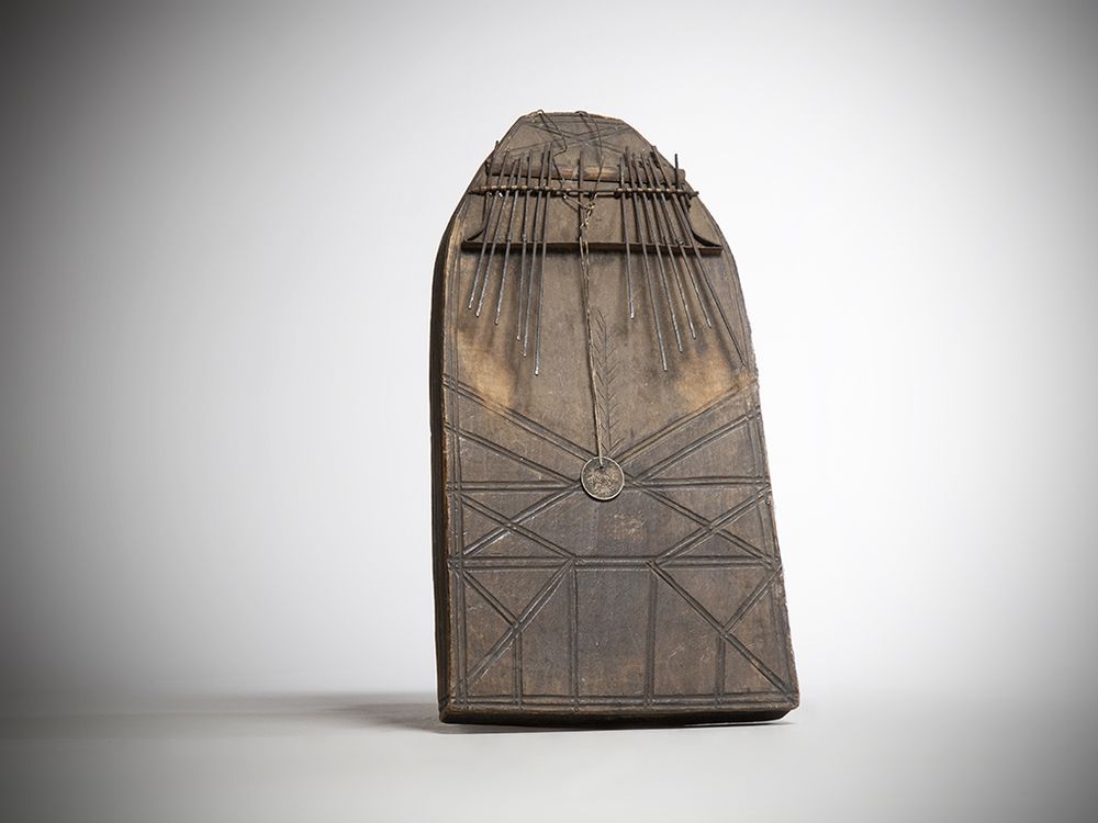 Sculptures, statuettes et miniatures - Sanza, Ambira, Likembé - KANEM