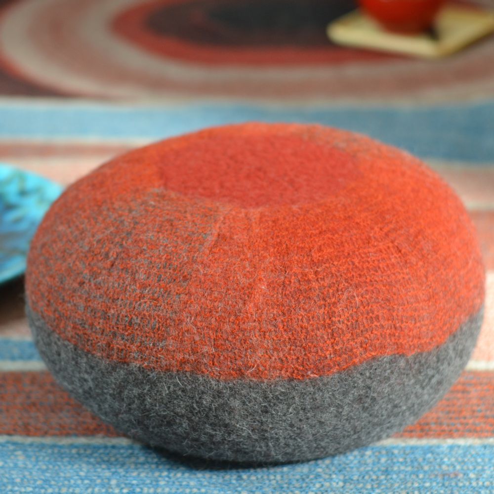 Coussins textile - Coussin Zafu en feutre de laine fait-main - GHISLAINE GARCIN MAILLE&FEUTRE