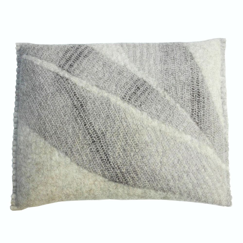 Coussins textile - Coussin Rectangle en feutre de laine fait-main - GHISLAINE GARCIN MAILLE&FEUTRE