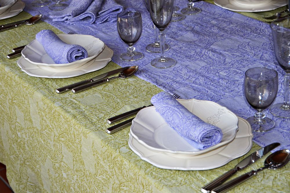 Linge de table textile - BURRACO - Chemin de table - BUSATTI  1842