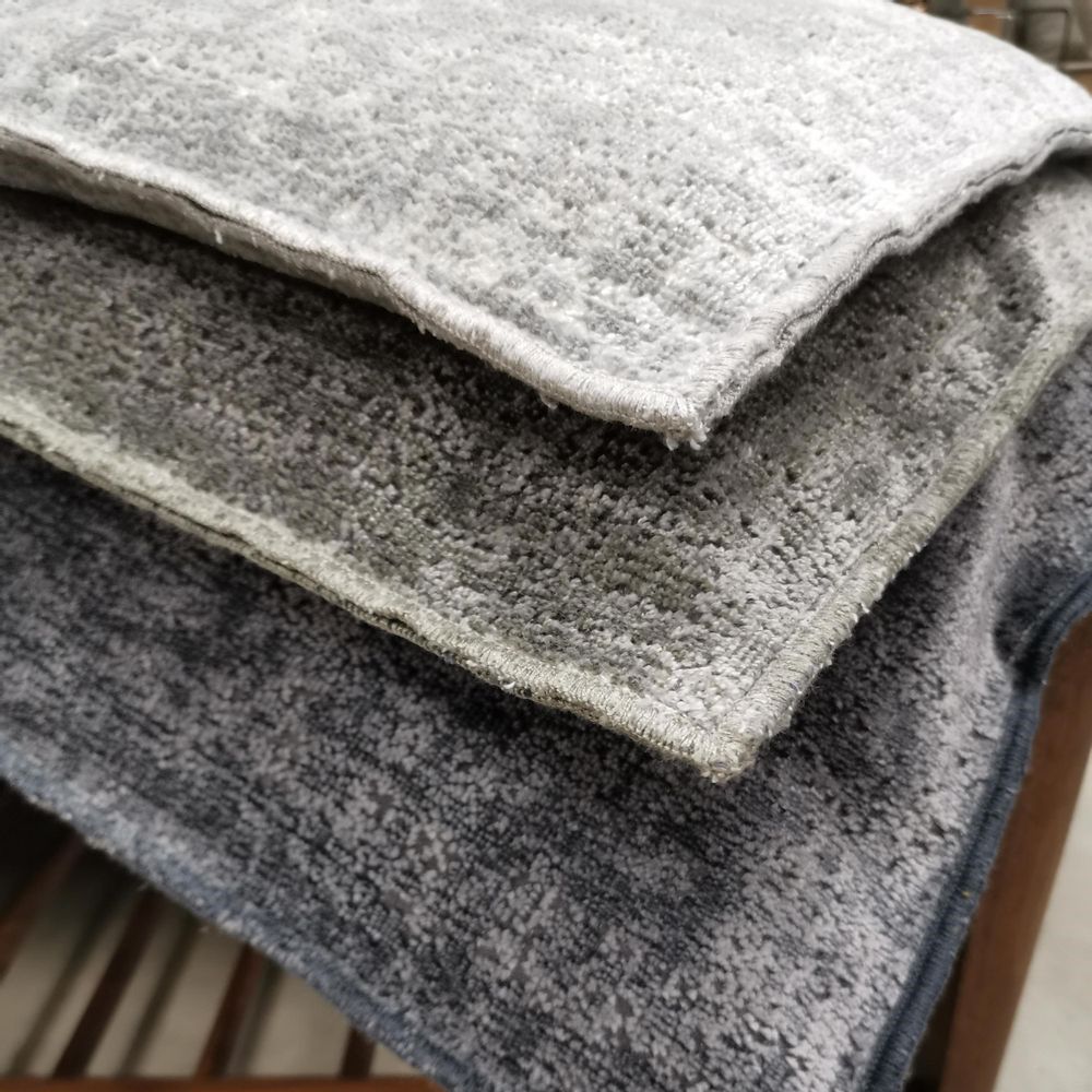 Homewear textile - Courtepointes Velours. - LISSOY