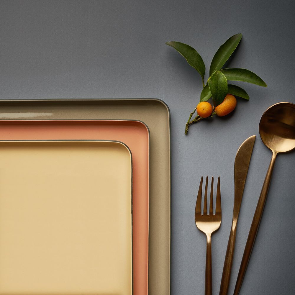 Assiettes au quotidien - SQUARE - ESMA DEREBOY HANDMADE PORCELAIN