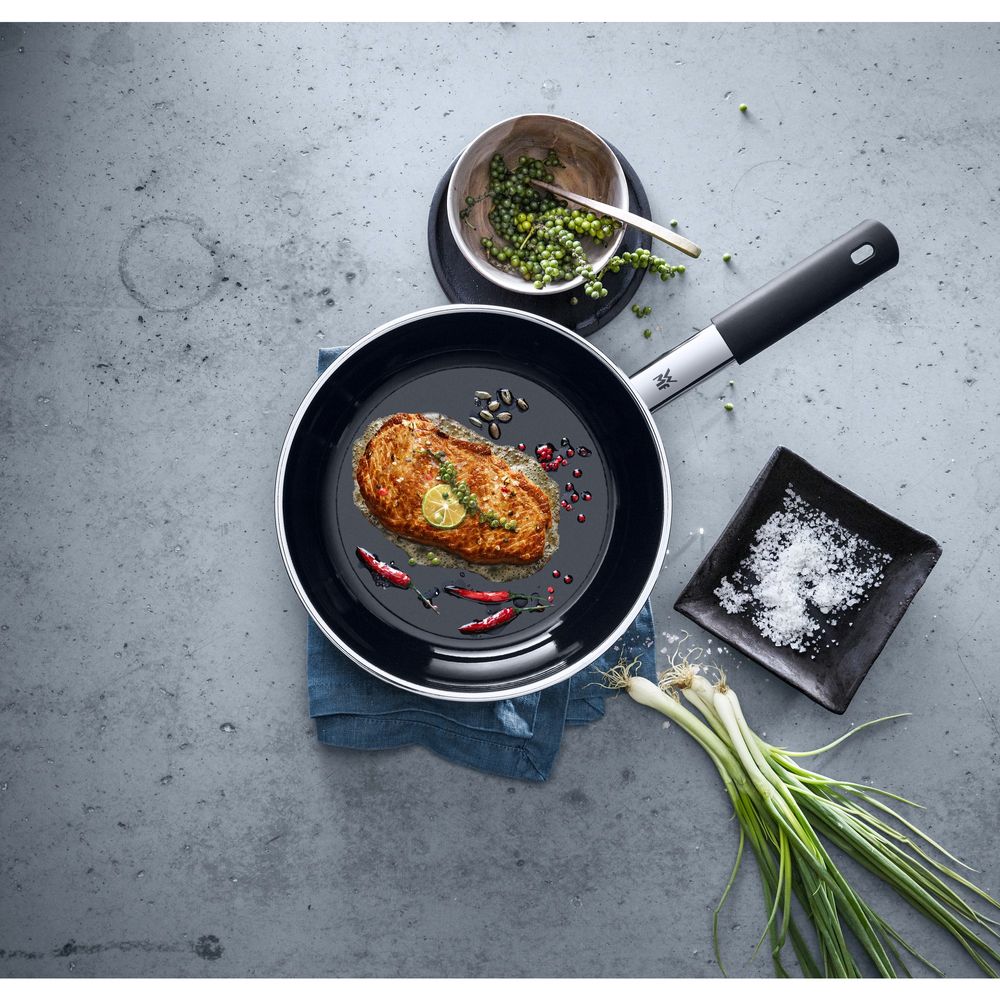 Frying pans - FUSIONTEC MINERAL Frying pan 24 cm - WMF