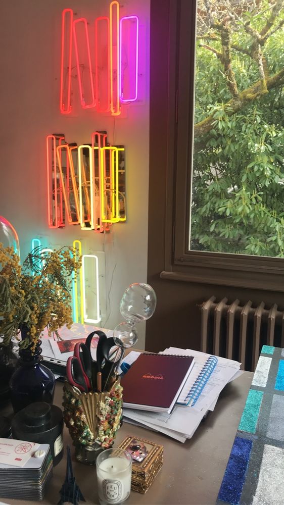 Paintings - Neon board “B00Ks” - CAROLINE BAUP