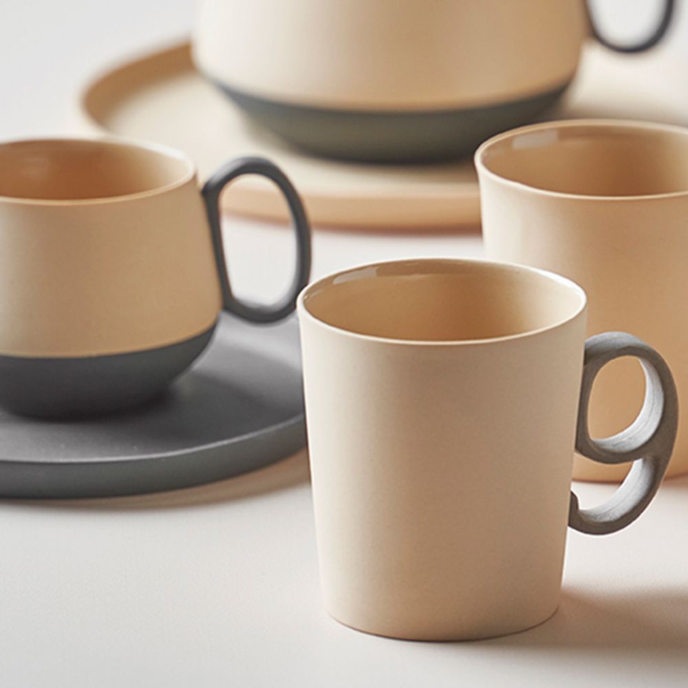 Mugs - Figures Espresso Cup / Single Colour - ESMA DEREBOY HANDMADE PORCELAIN