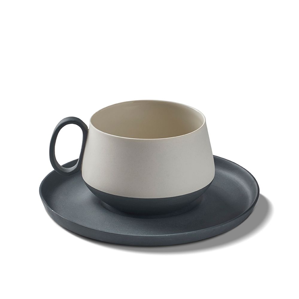 Assiettes au quotidien - TUBE Tasse à thé double couleur - ESMA DEREBOY HANDMADE PORCELAIN