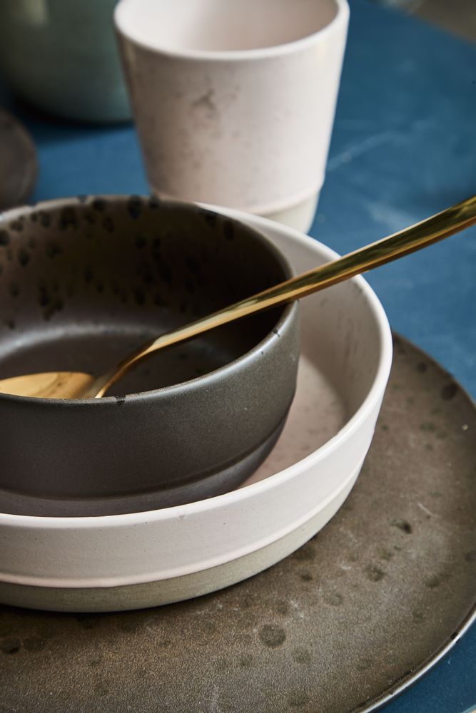 Everyday plates - RAW Nordic Nude, Nordic Black, Nordic Grey, Nordic Brown - AIDA
