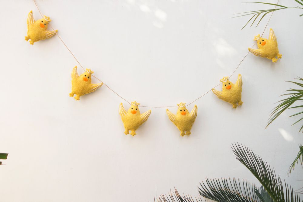Christmas garlands and baubles - Handmade Felt Decorative Garlands - DE KULTURE WORKS