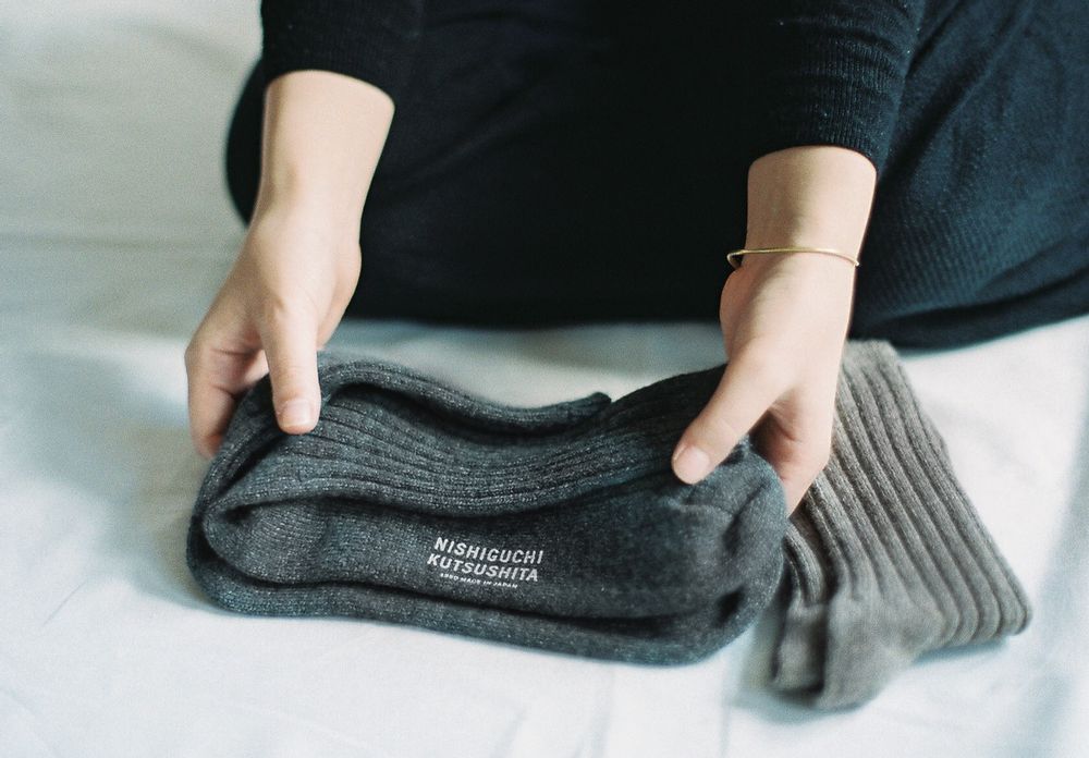 Socks - CASHMERE RIBBED SOCKS - NISHIGUCHI KUTSUSHITA