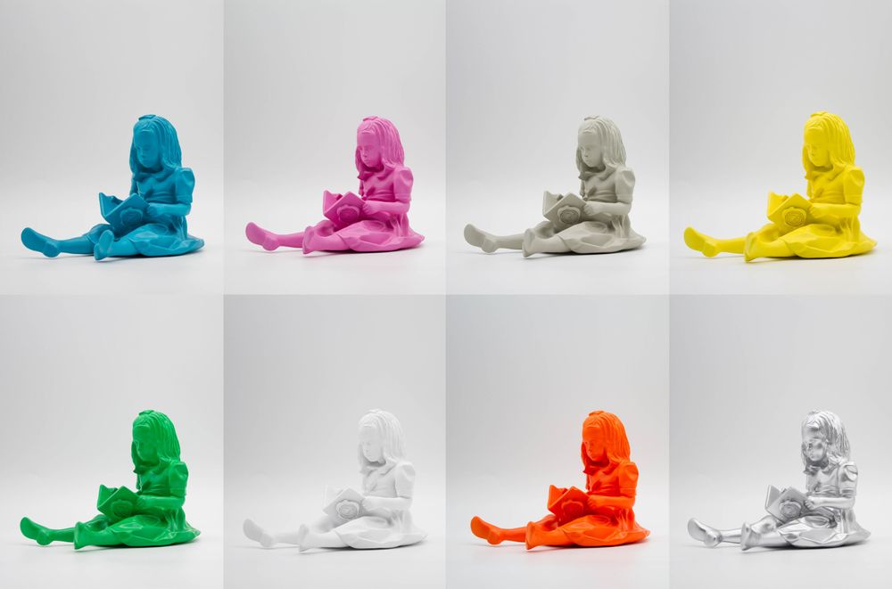 Vêtements enfants - FIGURINE RESINE colori Bleu - The Girl & the Book  - BLOOP