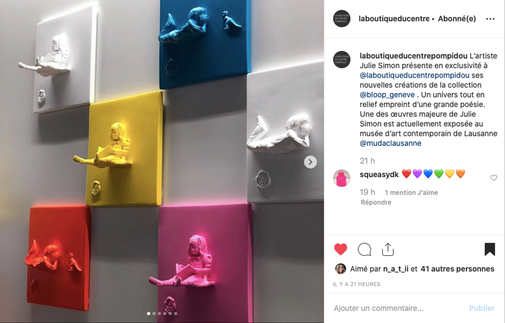 Sculptures, statuettes and miniatures - CATEL RESIN color Yellow - Girl & The Book - BLOOP