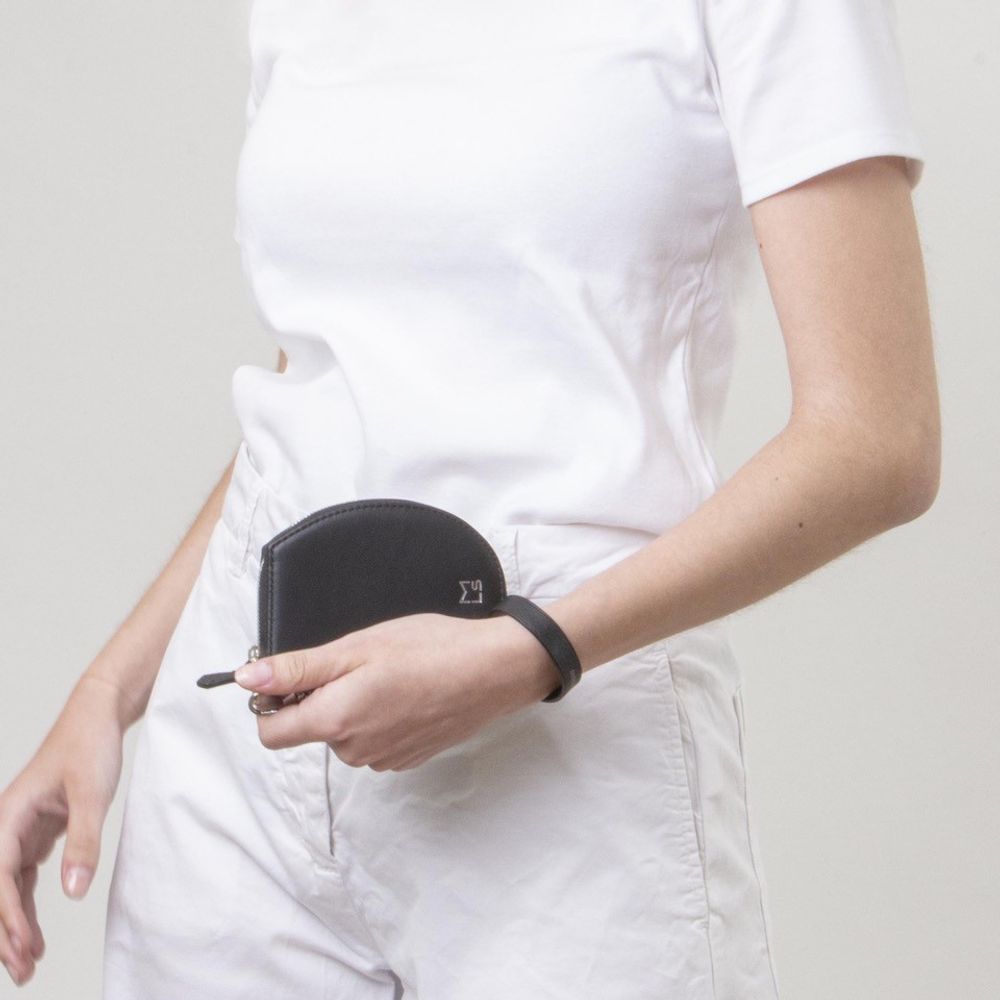 Clutches - Pocket Micro Black - Leather wallet with removable cord and RFID protection lining - MLS-MARIELAURENCESTEVIGNY