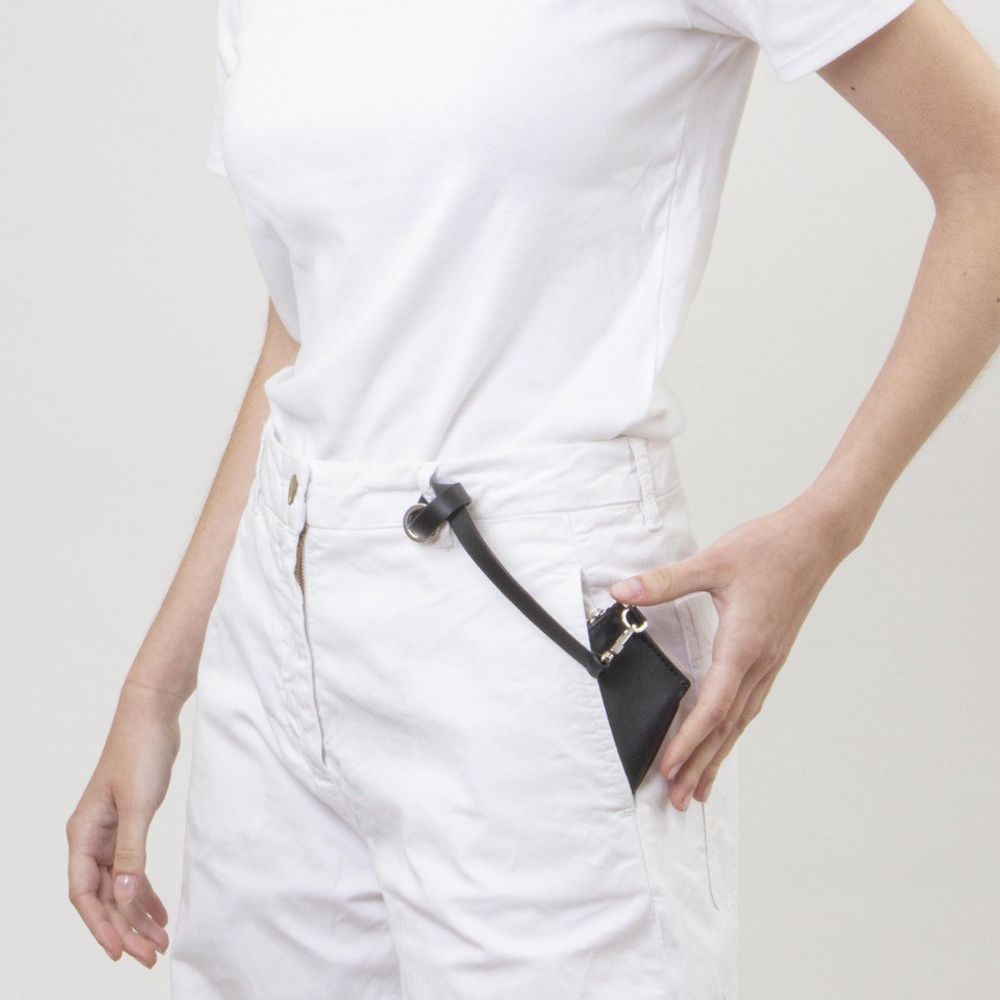 Gifts - Zip Micro Black - MLS-MARIELAURENCESTEVIGNY