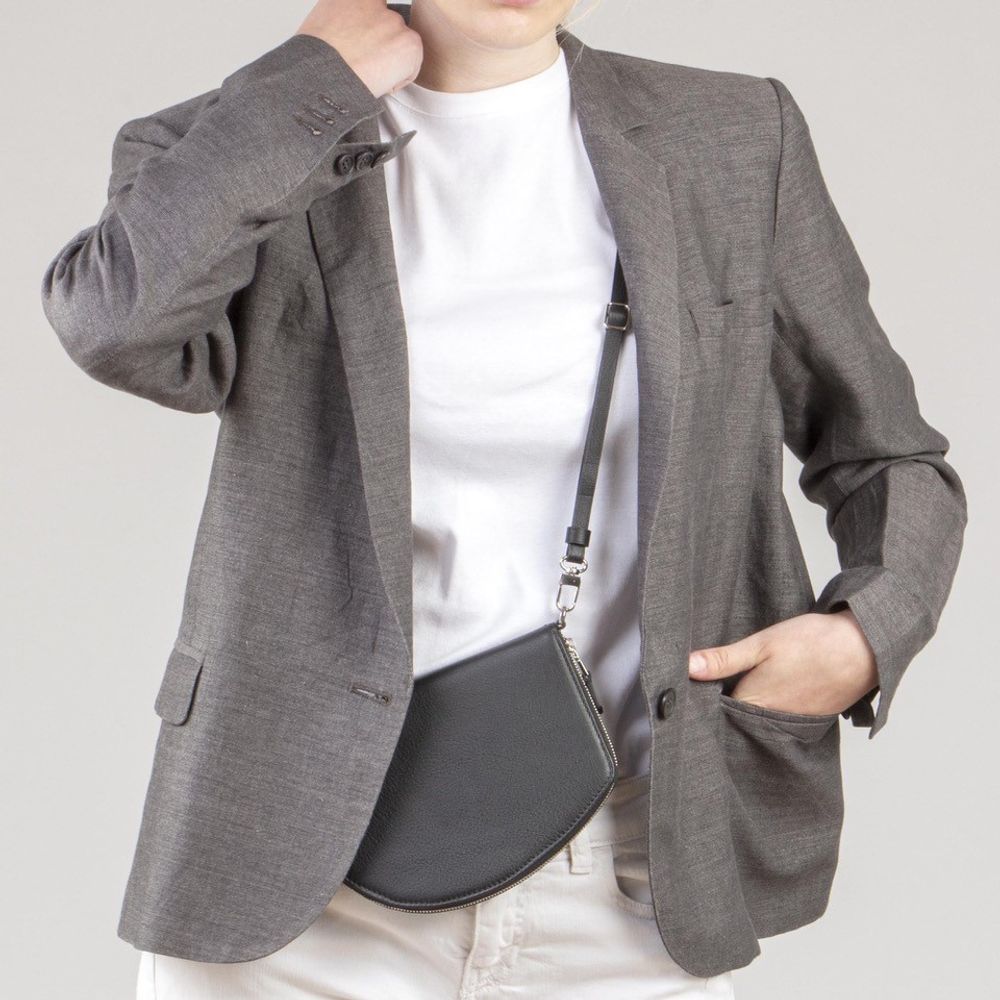 Cadeaux - Pocket Maxi Off White - Portefeuille de voyage avec bandoulière ou cordon amovible - MLS-MARIELAURENCESTEVIGNY