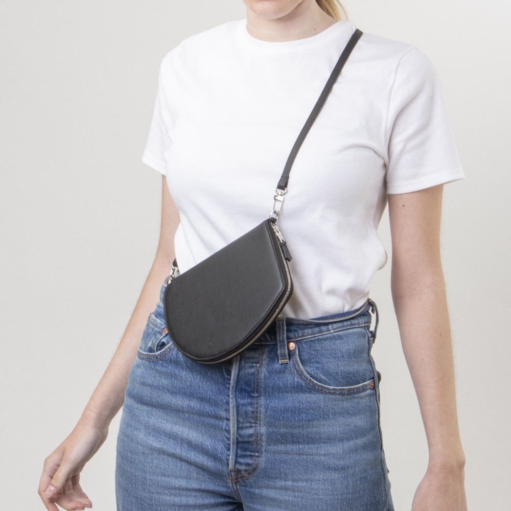 Cadeaux - Pocket Maxi Off White - Portefeuille de voyage avec bandoulière ou cordon amovible - MLS-MARIELAURENCESTEVIGNY