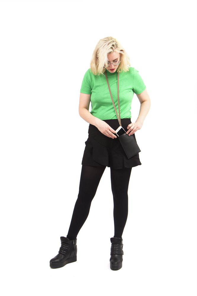 Petite maroquinerie - Phone Black - Pochette en cuir pour téléphone avec cordon amovible - MLS-MARIELAURENCESTEVIGNY