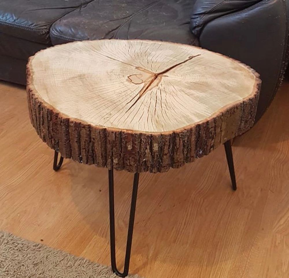 Objets de décoration - Table basse en bois massif, tilleul - MASIV_WOOD