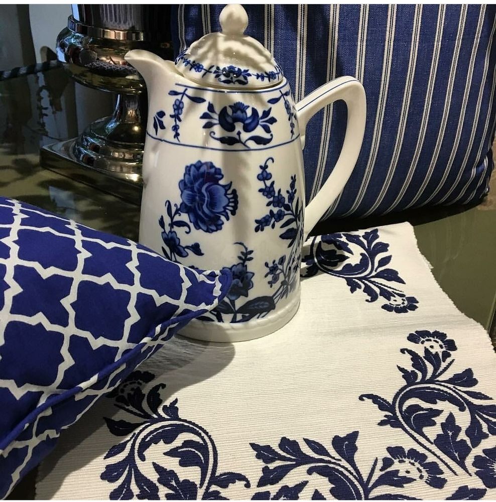 Carafes - Designer Porcelain Carafe - ISHELA EUROPA LDA