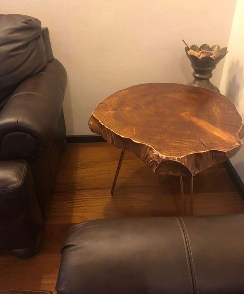 Objets de décoration - Table basse en bois massif, sapin - MASIV_WOOD