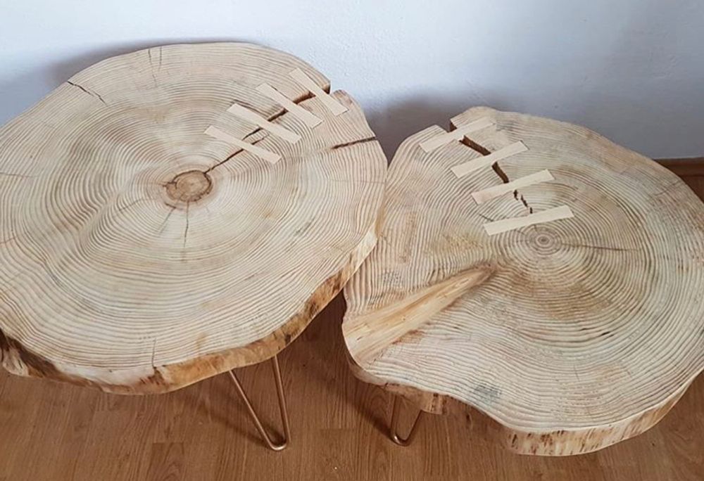 Objets de décoration - Table basse en bois massif, sapin - MASIV_WOOD