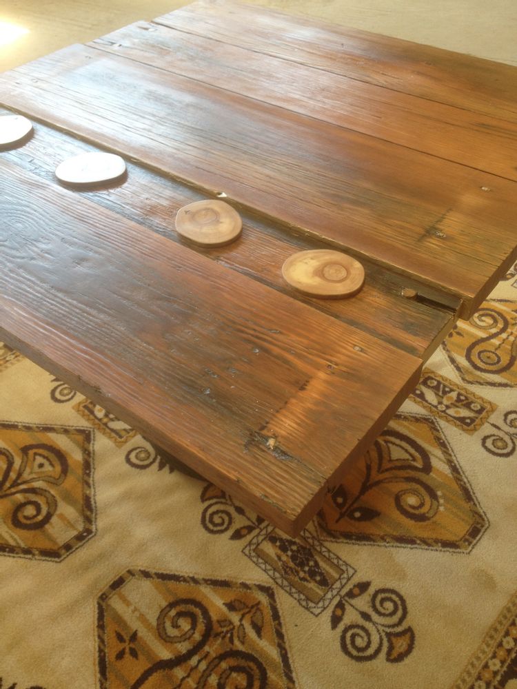 Tables Salle à Manger - Table « table en bois fait main en matériel d'upcycling » - LIVING MEDITERANEO