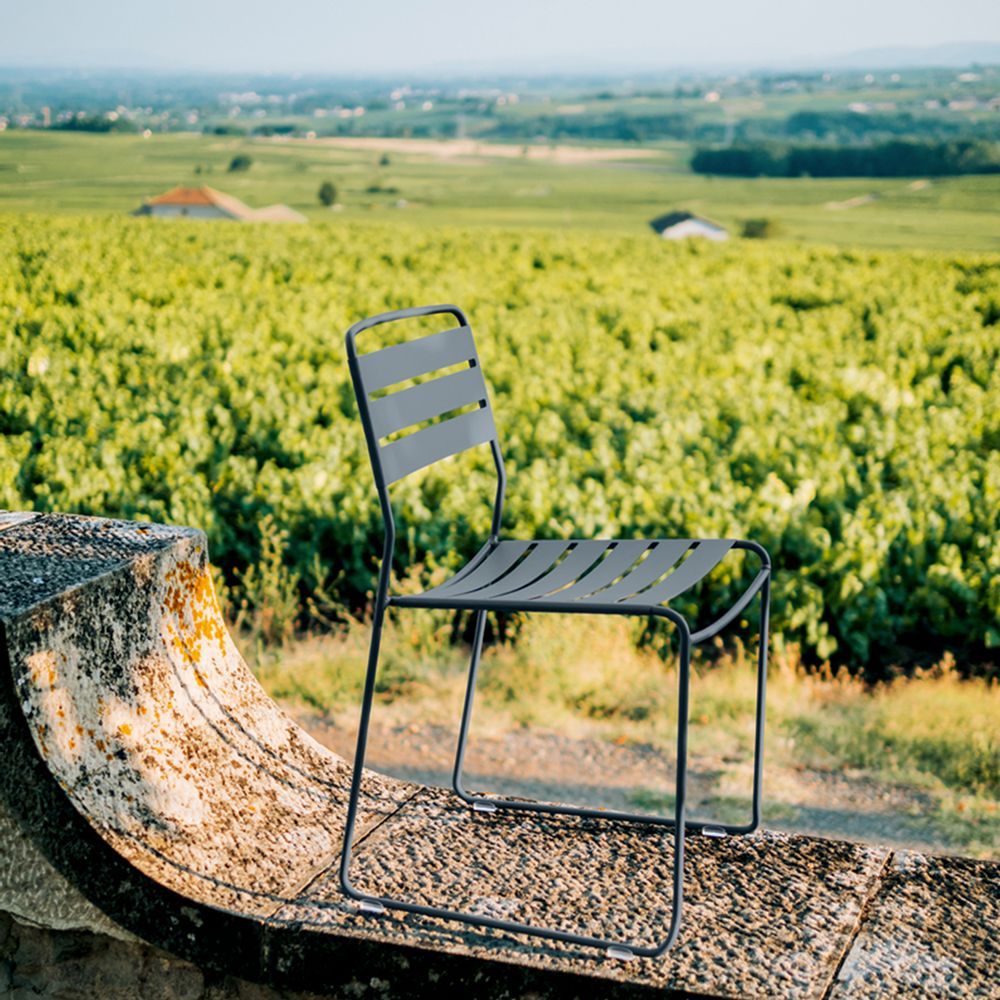 Fauteuils pour collectivités - SURPRISING | Chaise, Fauteuil bas & Tabouret haut - FERMOB