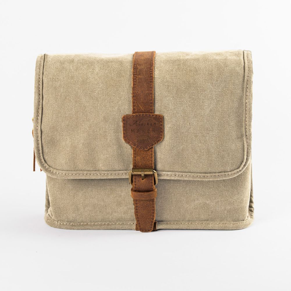 Travel accessories - TRAPPER Hanging Toiletry Bag - ALASKAN MAKER